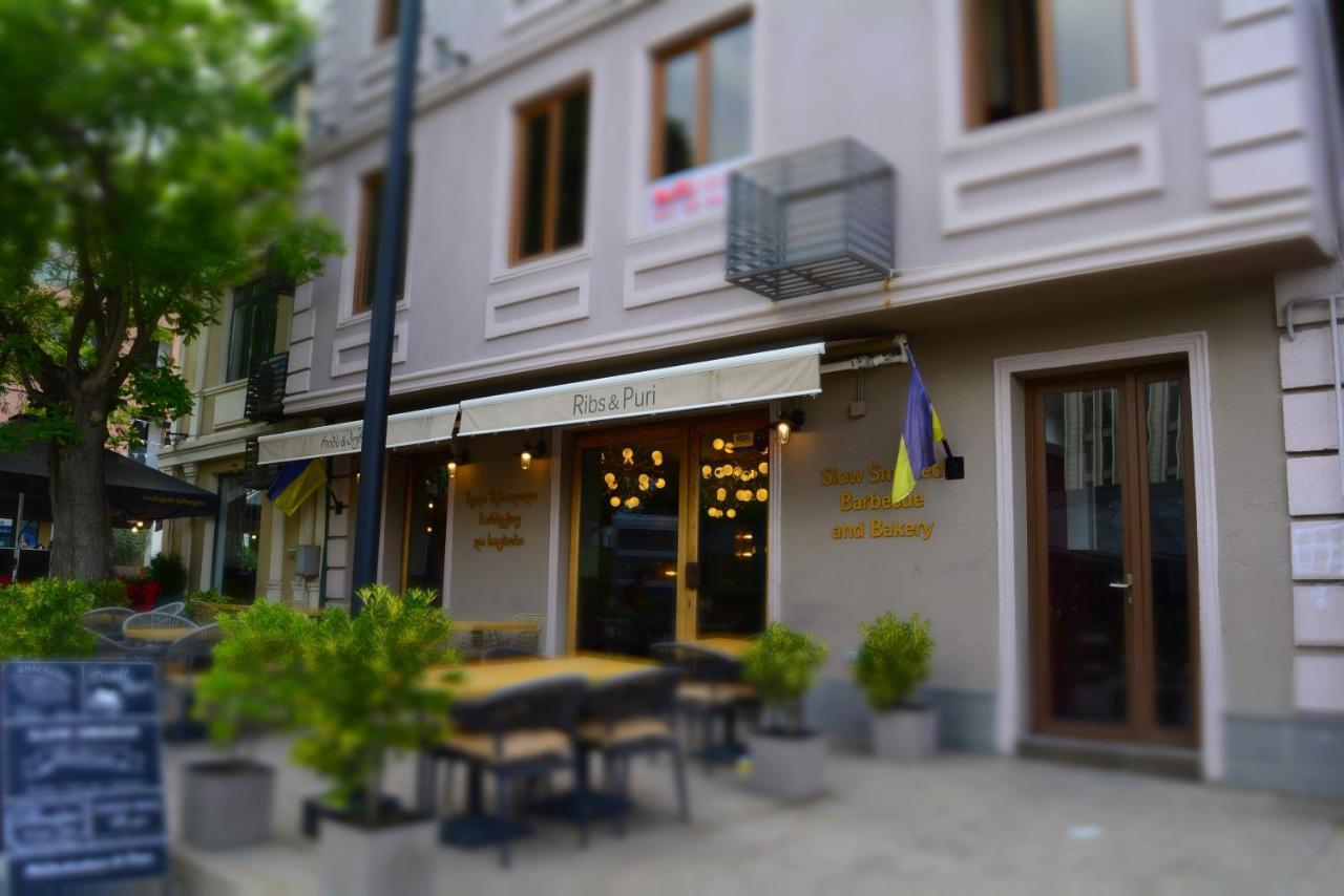 Apartment Near Pirimze Tbilisi Exterior photo